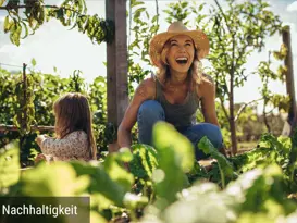 Wir legen die Basis für eine bessere Zukunft Wir legen die Basis für eine bessere Zukunft